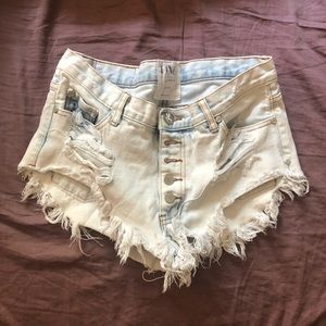 One teaspoon shorts